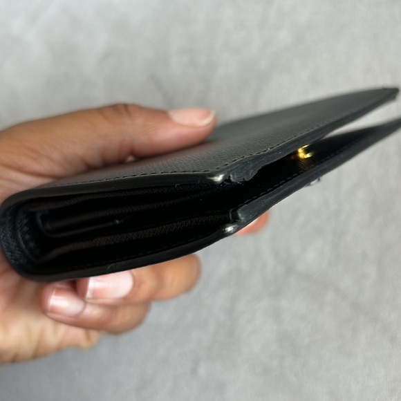SOLD ‼️Prada Wallet - Picture 8 of 15